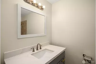 16204 Main Street, Bellevue, WA 98008 - Photo 11