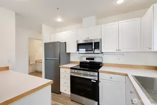 2101 N 55th St, Seattle, WA 98103 - Photo 13