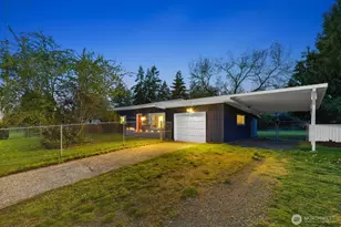 8826 S Sheridan Ave, Tacoma, WA 98444 - Photo 3