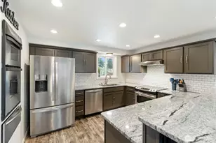 616 N 12th St, Elma, WA 98541 - Photo 9