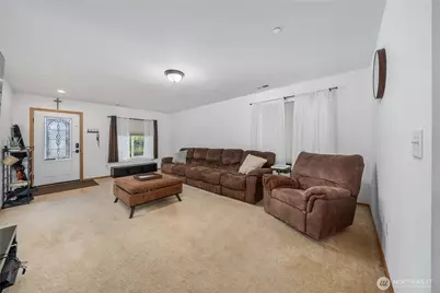 1926 Homan Avenue, DuPont, WA 98327 - Photo 5
