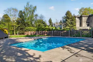 6353 Sand Point Way NE, Seattle, WA 98115 - Photo 25