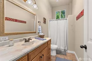 341 W Reeves Hill Dr, Shelton, WA 98584 - Photo 29