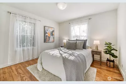7920 28th Avenue SW, Seattle, WA 98126 - Photo 9