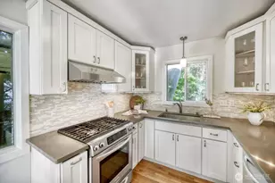 7920 28th Ave SW, Seattle, WA 98126 - Photo 5