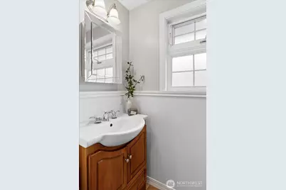 320 NW 202nd Street, Shoreline, WA 98177 - Photo 17