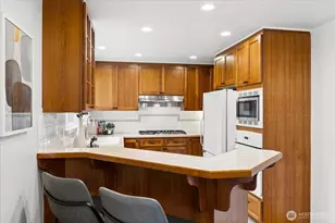 320 NW 202nd St, Shoreline, WA 98177 - Photo 11