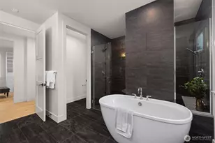 7010 NE 134th St, Kirkland, WA 98034 - Photo 19