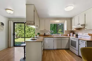 12314 NE 162nd St, Bothell, WA 98011 - Photo 7