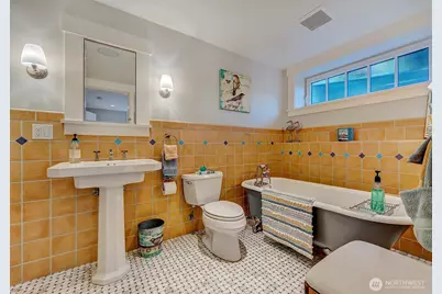 1712 Arch Avenue SW, Seattle, WA 98116 - Photo 29
