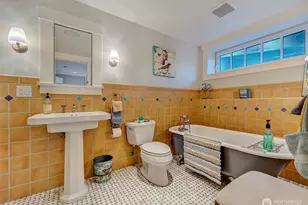 1712 Arch Ave SW, Seattle, WA 98116 - Photo 29