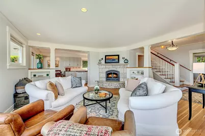1712 Arch Avenue SW, Seattle, WA 98116 - Photo 9