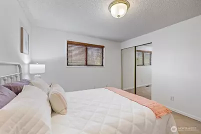 7918 W Glen Drive, Everett, WA 98203 - Photo 15