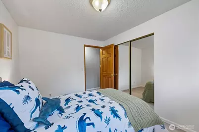 7918 W Glen Drive, Everett, WA 98203 - Photo 13