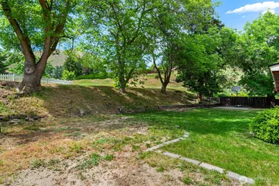 402 Shady Lane, Wenatchee, WA 98801 - Photo 21