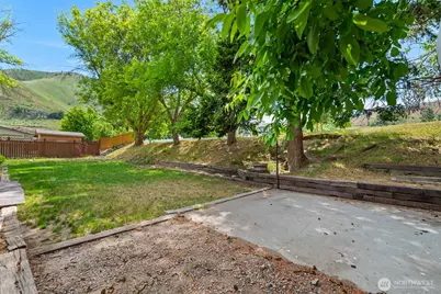 402 Shady Lane, Wenatchee, WA 98801 - Photo 25