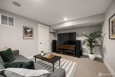 814 23rd Avenue E, Seattle, WA 98112 - Photo 23