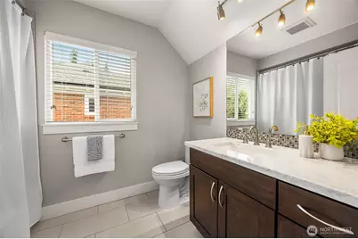 814 23rd Avenue E, Seattle, WA 98112 - Photo 21