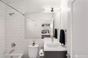 4028 5th Ave NE, Seattle, WA 98105 - Photo 27