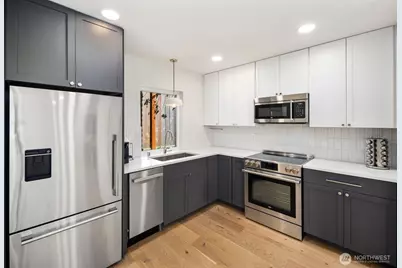 4028 5th Avenue NE, Seattle, WA 98105 - Photo 11