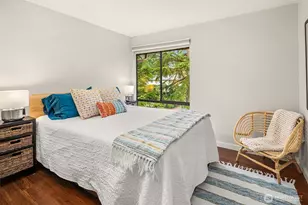 6700 81st Ave SE, Mercer Island, WA 98040 - Photo 15