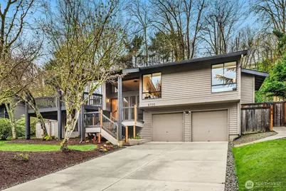 6700 81st Avenue SE, Mercer Island, WA 98040 - Photo 1
