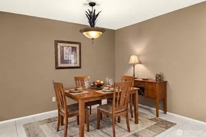 118 SW 116th Street #D32, Seattle, WA 98146 - Photo 3
