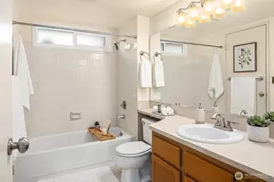 118 SW 116th St, Seattle, WA 98146 - Photo 7