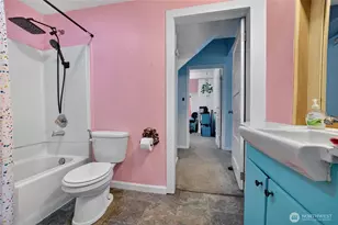 1203 W Main St, Centralia, WA 98531 - Photo 17