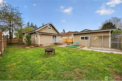 1203 W Main St, Centralia, WA 98531 - Photo 5