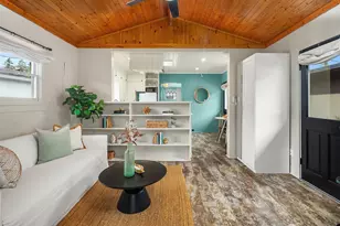 2818 Boyer Ave E, Seattle, WA 98102 - Photo 9
