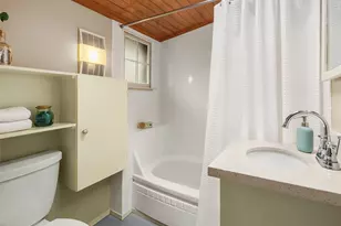 2818 Boyer Ave E, Seattle, WA 98102 - Photo 15