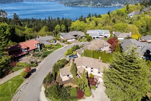 4411 170th Ave SE, Bellevue, WA 98006 - Photo 3