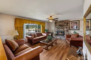 1902 E 60th St, Tacoma, WA 98404 - Photo 9