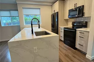 919 N 103rd St, Seattle, WA 98133 - Photo 19