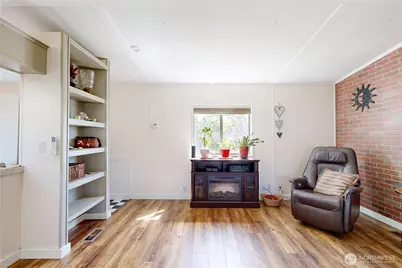 968 NE Empire Street, College Place, WA 99324 - Photo 5