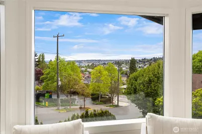 2616 4th Avenue N #405, Seattle, WA 98109 - Photo 11