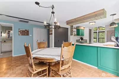 12921 208th Avenue Ct E, Bonney Lake, WA 98391 - Photo 9