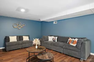 4037 NE 109th St, Seattle, WA 98125 - Photo 23