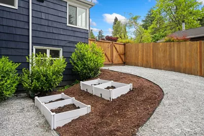 4037 NE 109th Street, Seattle, WA 98125 - Photo 33