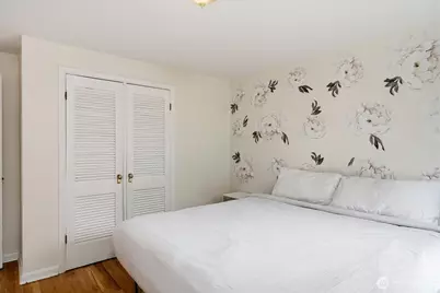 4037 NE 109th Street, Seattle, WA 98125 - Photo 13