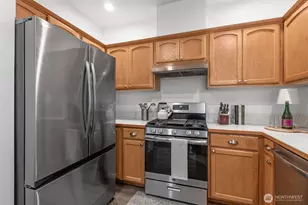 10617 NE Kingston Meadows Circle, Kingston, WA 98346 - Photo 13