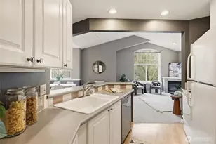 16125 Juanita-Woodinville Way NE, Bothell, WA 98011 - Photo 11
