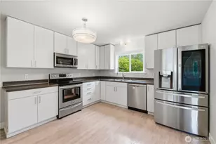 10209 A St S, Tacoma, WA 98444 - Photo 9