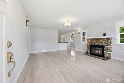 10209 A Street S, Tacoma, WA 98444 - Photo 5