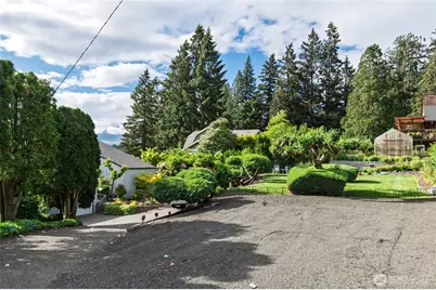 4610 Marine View Place, Bremerton, WA 98312 - Photo 37