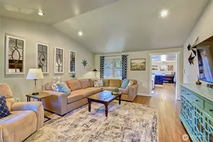 2000 212th Pl SW, Brier, WA 98036 - Photo 17