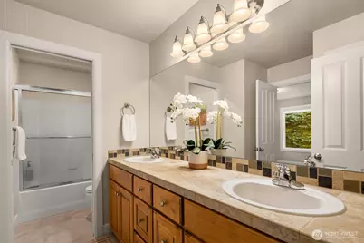 3021 278th Court SE, Sammamish, WA 98075 - Photo 27