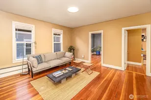 2315 E Spring St, Seattle, WA 98122 - Photo 9