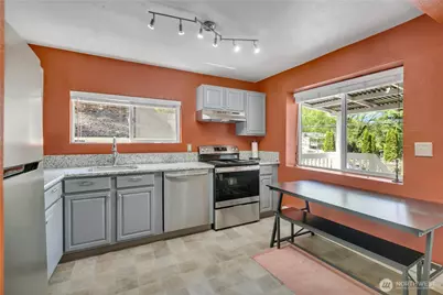 2307 SW Myrtle Street, Seattle, WA 98106 - Photo 11